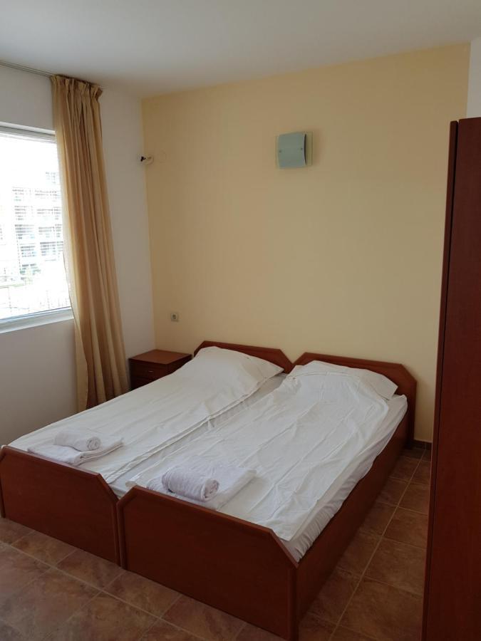 Zaliv Apartments House Sveti Vlas Exterior foto